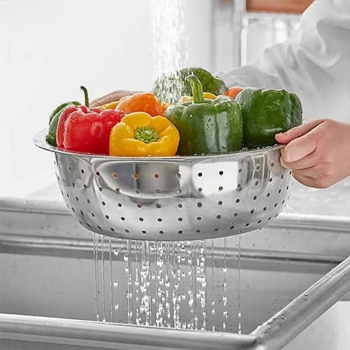 What is a Colander Used for in Cooking? Best usage of Colander.