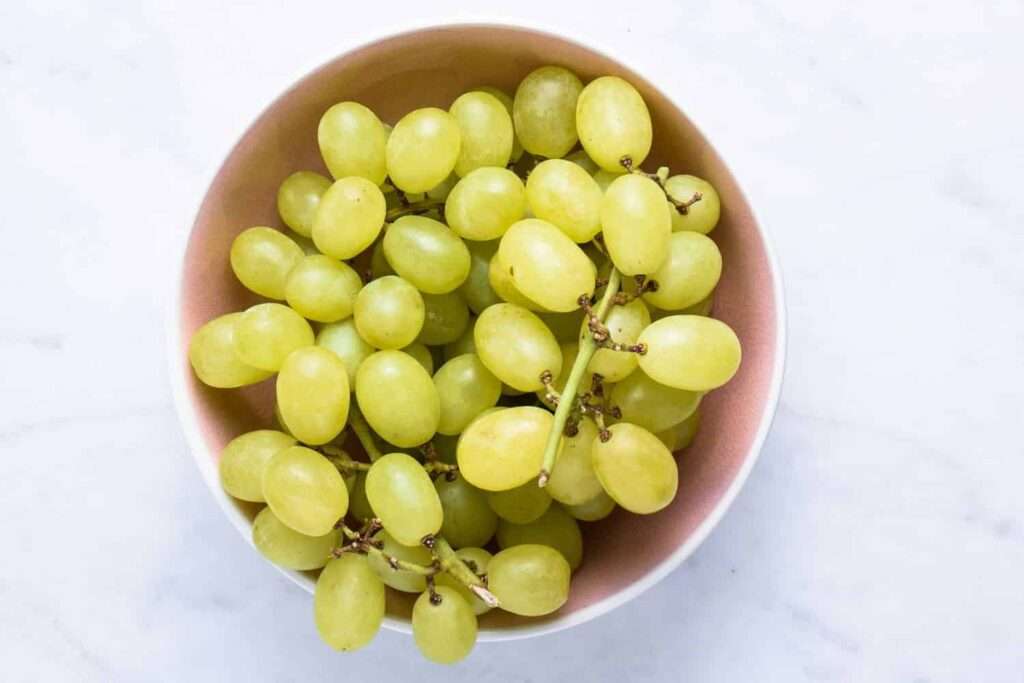 How Many Grapes in a Serving?