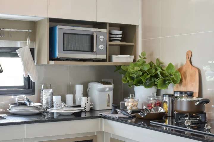 Where to Put Microwave in Small Kitchen? Best Idea