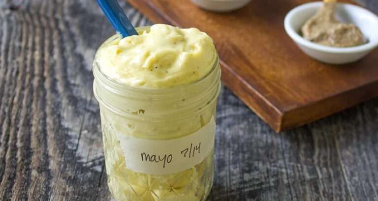 How to Make Mayonnaise With Olive Oil?